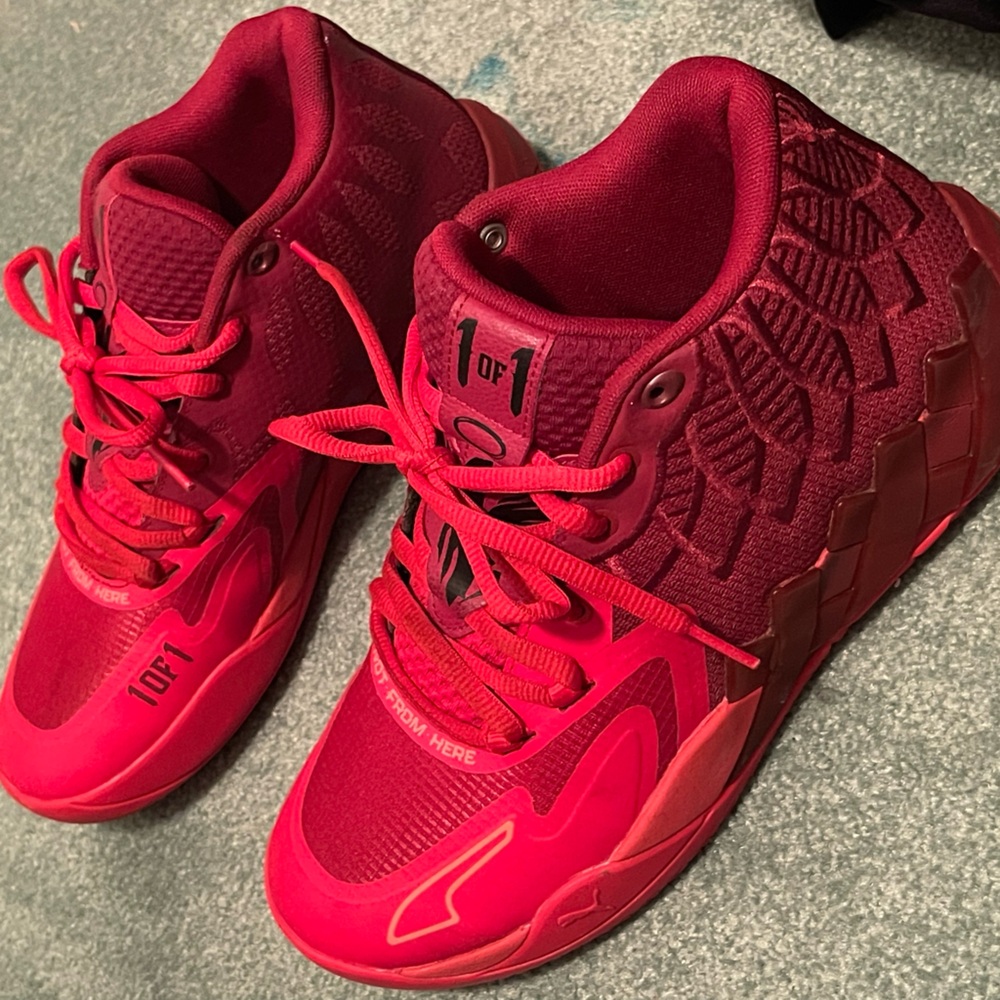 PUMA MB.01 Team - Intense Red